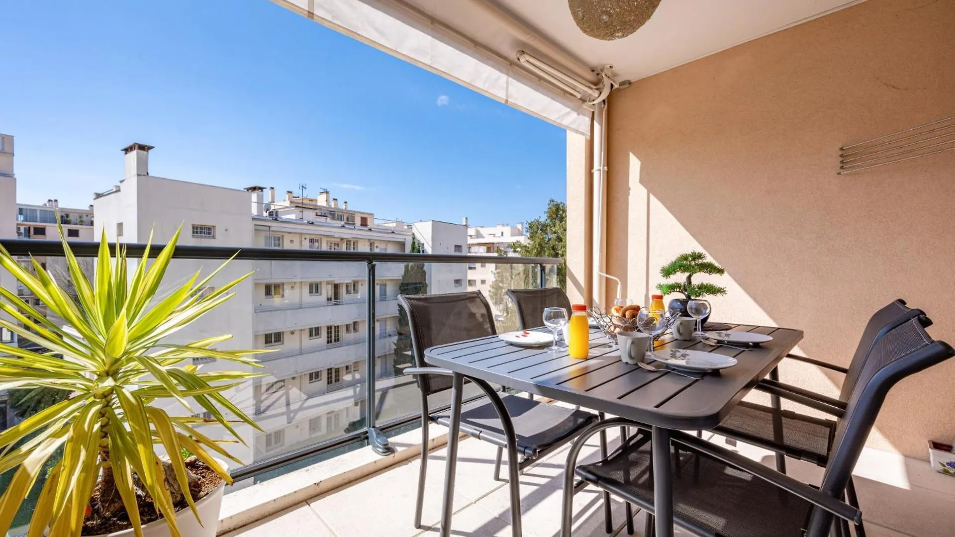 L'Eden Square Apartment For 4 By Sunset Antibes