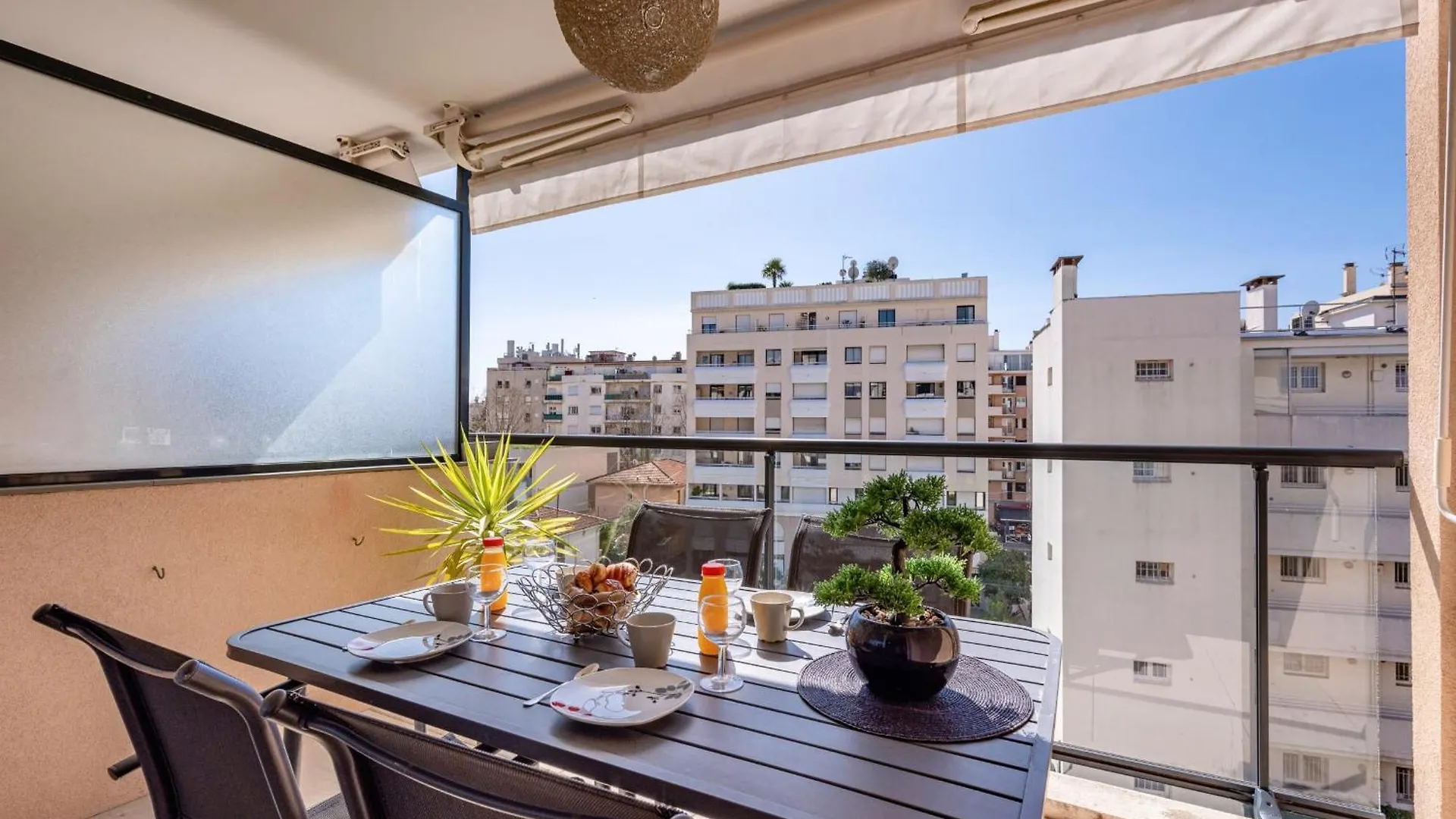 L'Eden Square Apartment For 4 By Sunset Antibes France